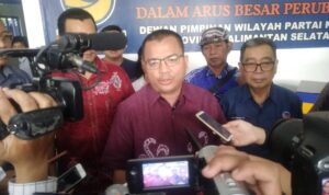 Alasan Denny Indrayana Tidak Mendaftar Ke Partai Golkar