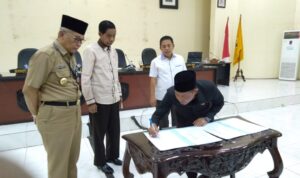 Pelantikan Wakil Bupati.HST Berry Nahdian Forqon