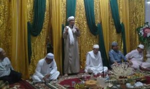 Denny Indrayana Hadiri Peringatan Maulid