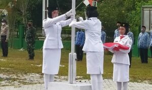 Upacara Bendera HUT Ke-75 Kemerdekaan RI di Sungai Tabuk