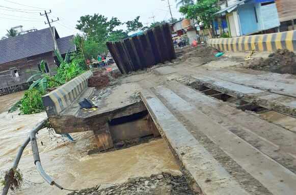 Jembatan Putus Di Mataraman Km 55