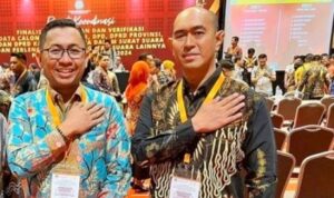 Plt Ketua KPU Banjarbaru Dahtiar sebelah kanan (Foto Tangkapan Layar Instagram KPU Banjarbaru).