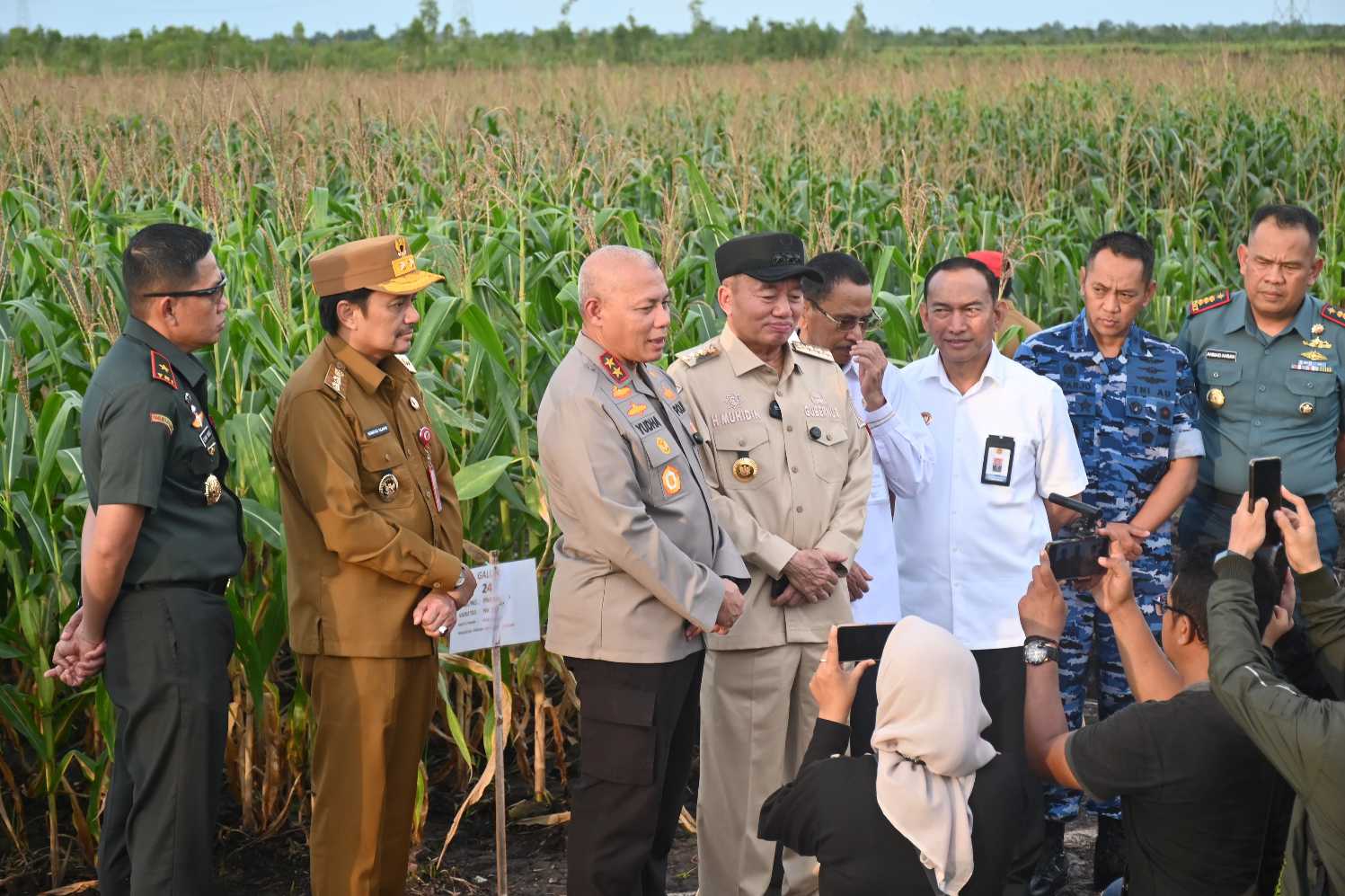 Kapolda Kalsel dan Forkopimda Tinjau Lahan Ketahanan Pangan, Wujudkan Kemandirian Pangan di Bumi Banua