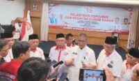 Sekjen DPP ORI Ferri Nurzarli dan jajaran pengurus DPD Kalsel usai pelantikan yang dirangkai donor darah, Sabtu 26 September 2026 (Foto Merry)